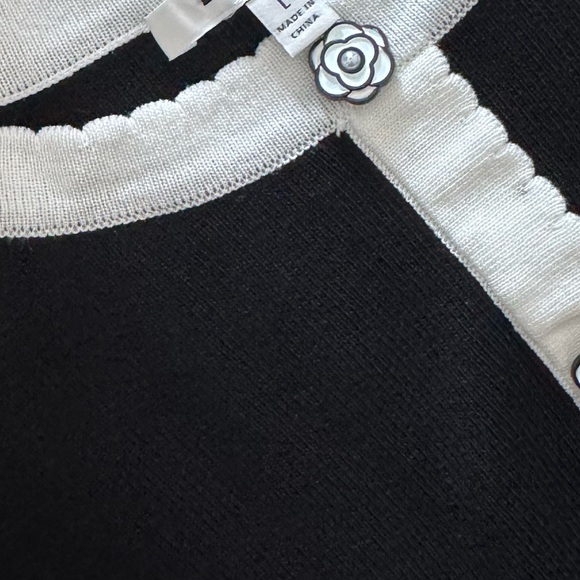 NWOT Zoe and Claire Long Sleeve Midi Sweater Dress - Picture 3 of 4